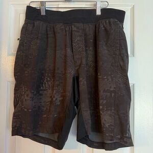 Lululemon Pace Breaker Linerless Short 9”